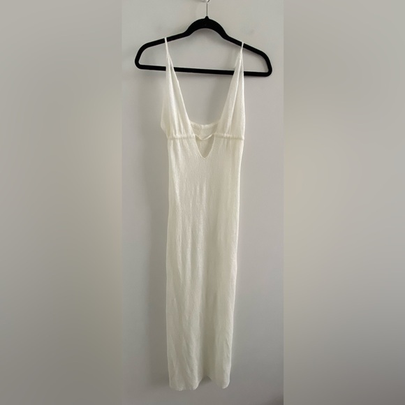 White Knit Halter Maxi Dress Size Medium New With Tag - Picture 1 of 6